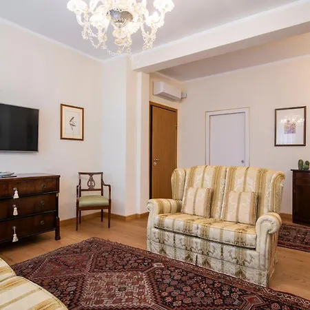 Residenza Maria Luisa *